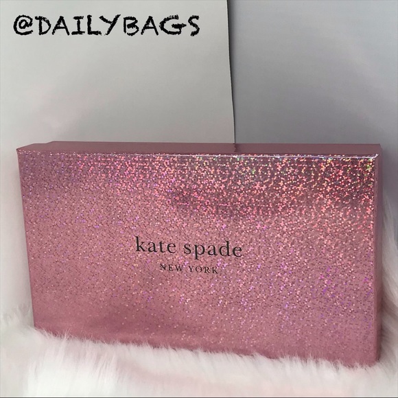 KATE SPADE JOELEY MULTI FUNCTIONAL WALLET GOLD - Picture 5 of 8